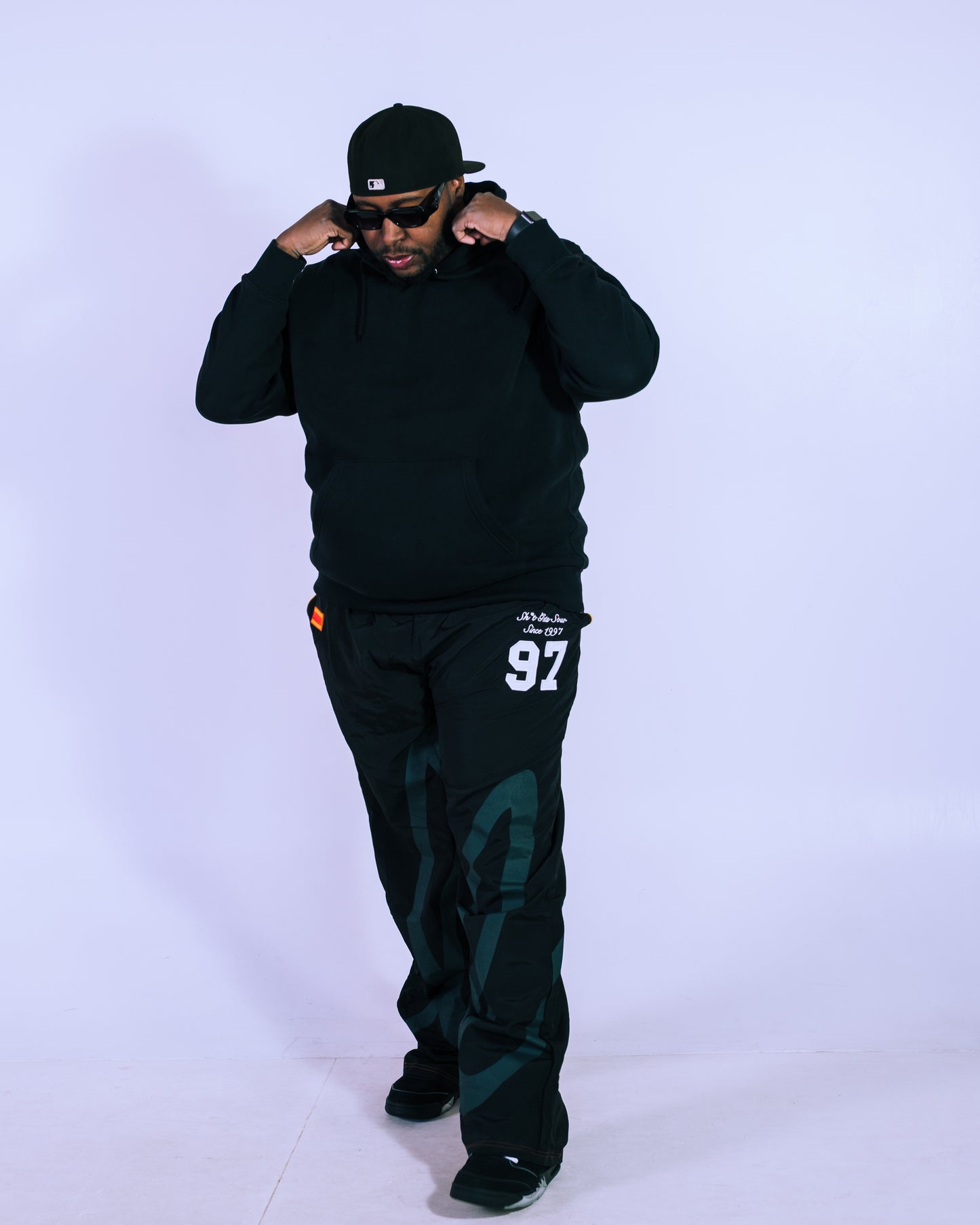 “2TONE” OVERSIZED TRACKS - BLACK