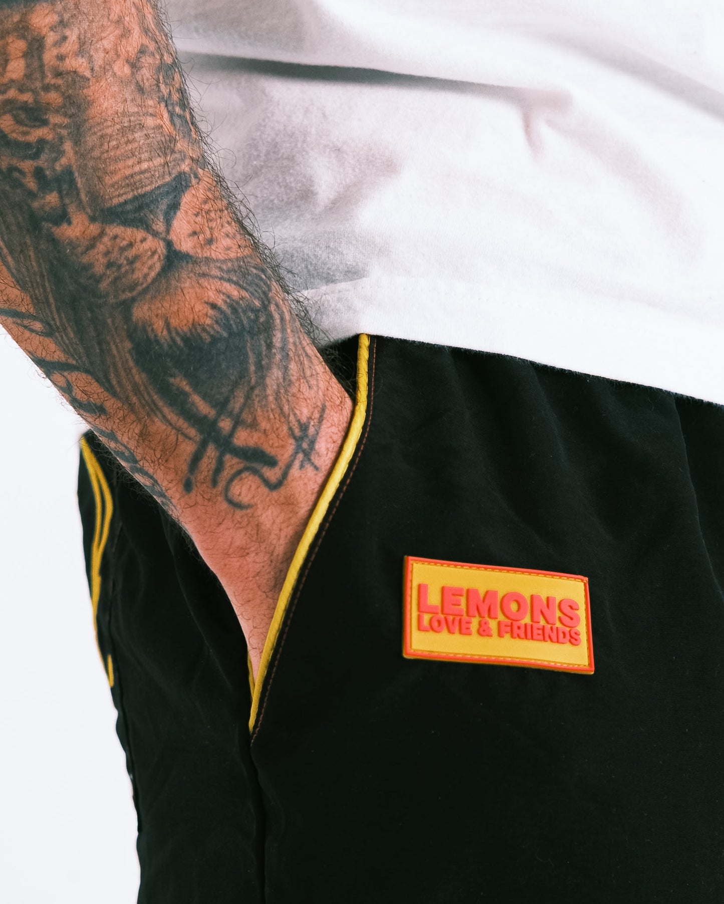 “2TONE” OVERSIZED TRACKS - BLACK